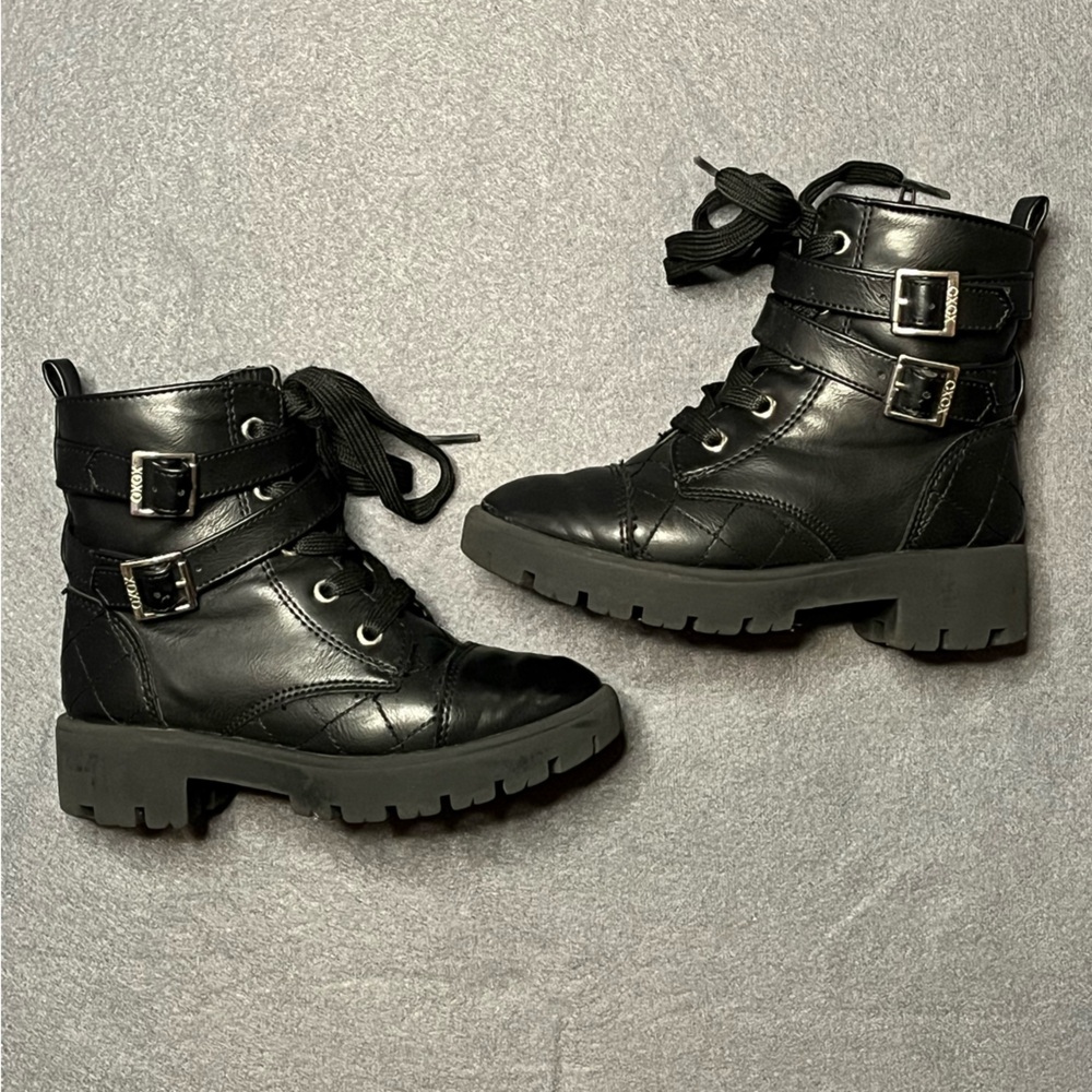 Little girls XOXO Black boots size 10